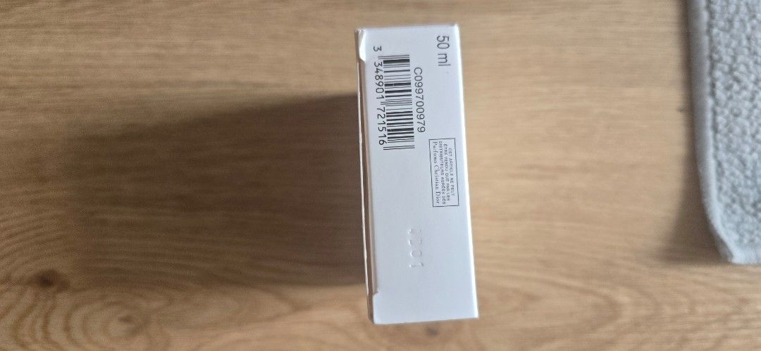 Christian Dior Le Baume 50ml (Category: Fragrance & Deodorants) located in Manila. Submitted by vi_ka (Listing ID 1470423042, Image 3). Description: christian Dior Le Baume Multi-Purpose Balm - Size: 50ml Brand new, unopened, and unused 100% guaranteed authentic with paper bag perfect for gift from tokyo airport.