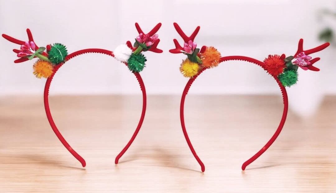 CHRISTMAS HEADBAND MINIMALISTS ONE DOZEN (Category: Hair Accessories) located in Manila. Submitted by maikaacaja (Listing ID 1470492264, Image 1). Description: pm me only if interested..