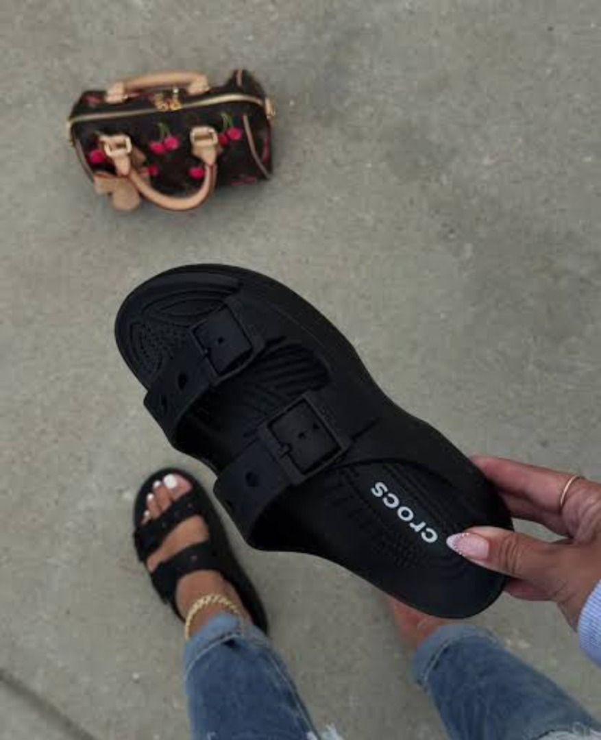 Classic Saturday Sandals Black (Category: Slippers and slides) located in Rizal. Submitted by hiraya16 (Listing ID 1470401206, Image 2). Description: M3/M4/M5/M6/M7 W5/W6/W7/W8/W9 Onhand ready to ship.