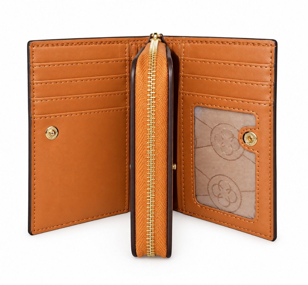 CLN long monogram wallet (Category: Wallets & Card holders) located in Concepcion. Submitted by joyvitugg (Listing ID 1470354356, Image 2). Description: my rarely used CLN long monogram wallet ✨️.