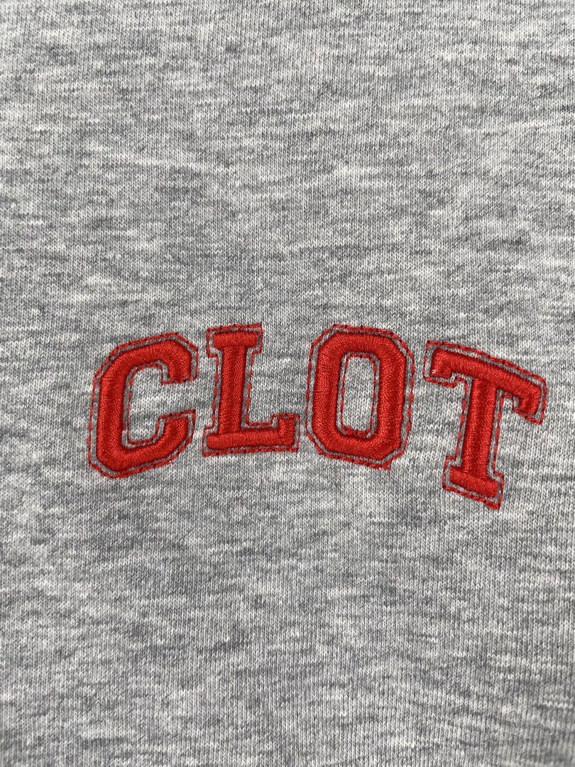 Clottee by Clot Gray Boxy Shirt (Category: Formal Shirts) located in Mandaluyong City. Submitted by armrhts (Listing ID 1470429036, Image 3). Description: Size: XL Dimensions(inches) •Width: 24.5" •Length: 28" •Pit to Cuff: 6".