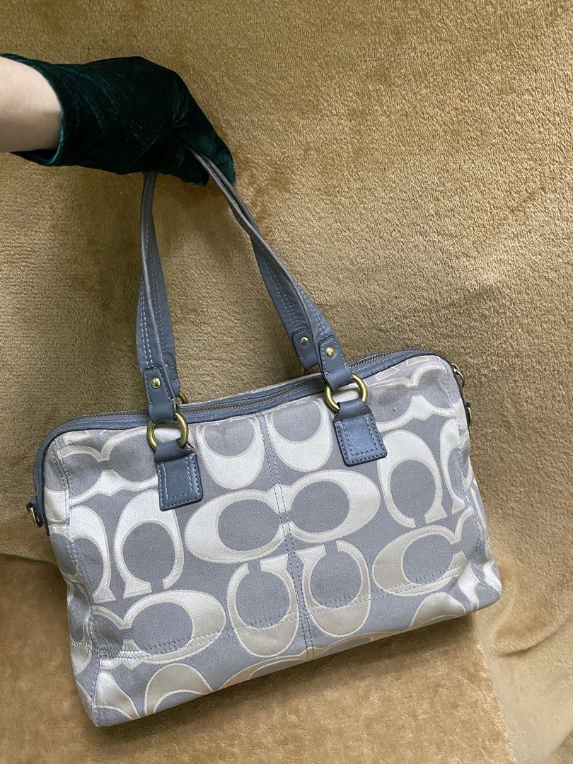 Coach (Category: Backpacks) located in Buhi. Submitted by nyleeshop0.0 (Listing ID 1470515818, Image 3). Description: Coach Handbag only with sling slot but no sling included see phitos for detail Msg for further inquiry if any Price + Sf.