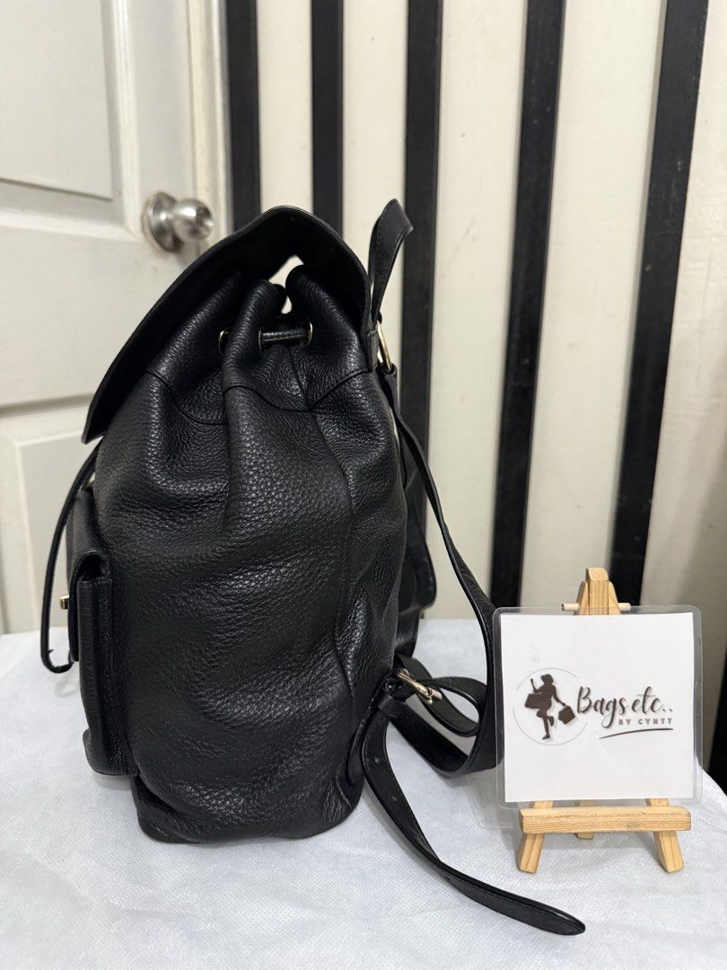 Coach back pack (Category: Luxury Bags & Wallets) located in Pasig City. Submitted by bagsetcbycyntt (Listing ID 1470375353, Image 3). Description: .