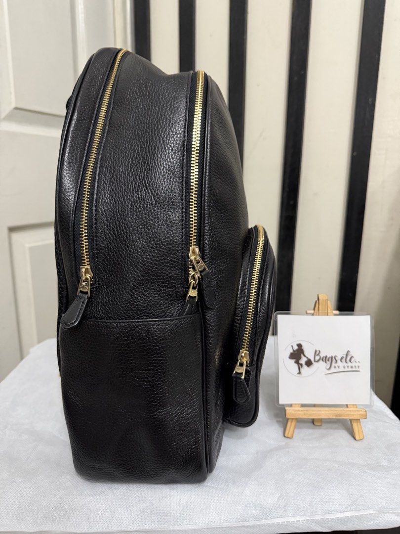 Coach back pack med - large size (Category: Luxury Bags & Wallets) located in Pasig City. Submitted by bagsetcbycyntt (Listing ID 1470376139, Image 2). Description: .