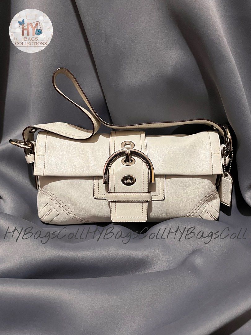 Coach baguette white killybag (Category: Luxury Bags & Wallets) located in Davao. Submitted by harryybane90592 (Listing ID 1470529349, Image 1). Description: .