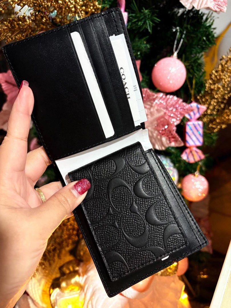 Coach Bifold Wallet Black Embossed (Category: Wallets & Card Holders) located in Rizal. Submitted by mclluxurycollection (Listing ID 1470545110, Image 2). Description: Brand new Guaranteed original 💯.