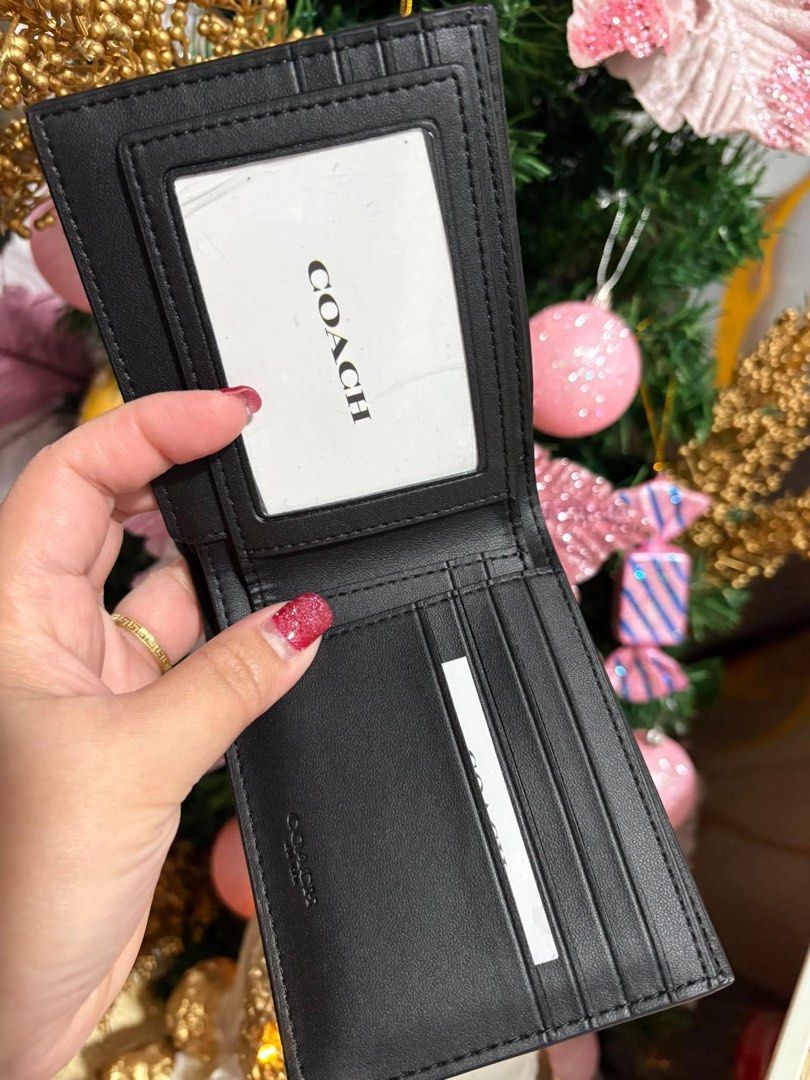 Coach Bifold Wallet Black Embossed (Category: Wallets & Card Holders) located in Rizal. Submitted by mclluxurycollection (Listing ID 1470545110, Image 3). Description: Brand new Guaranteed original 💯.