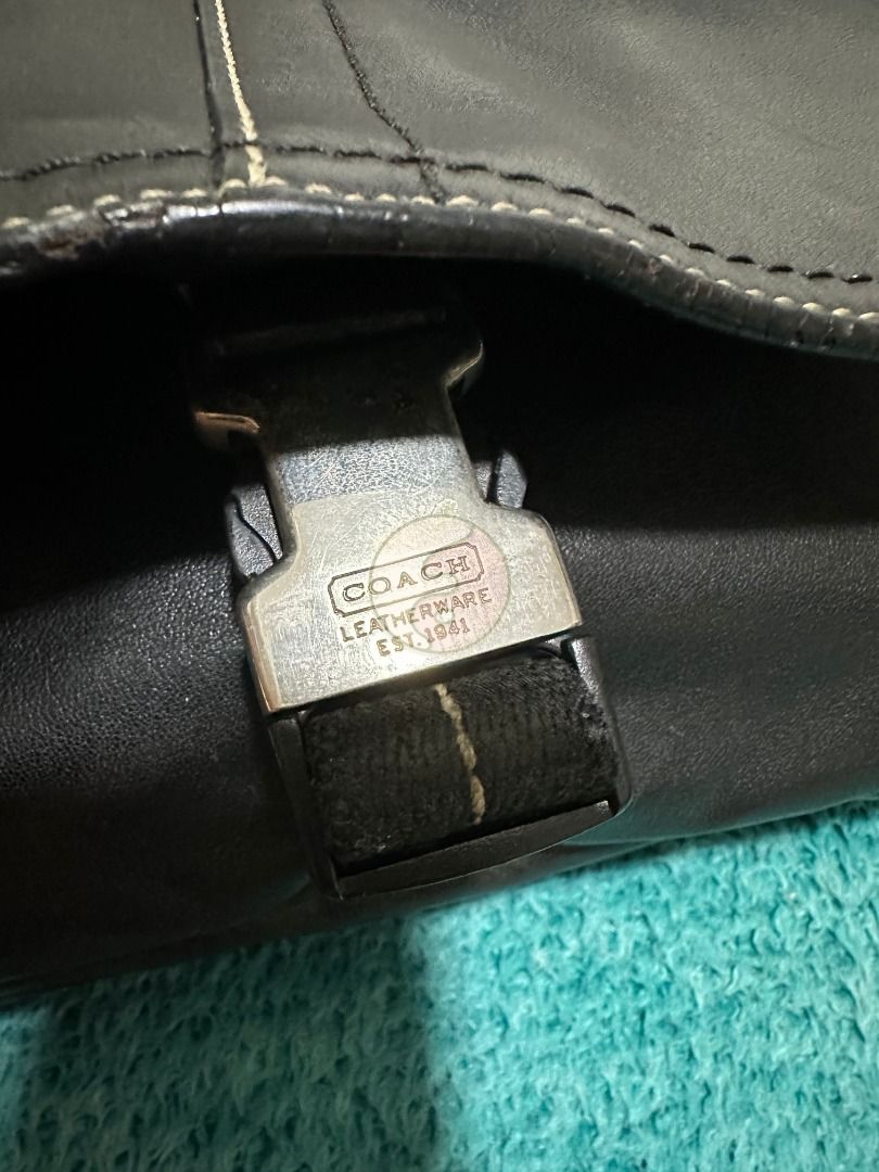 Coach Black Leather Transatlantic Leather Map (Category: Luxury Bags & Wallets) located in Mandaluyong City. Submitted by adoresellie (Listing ID 1470431857, Image 3). Description: 2011 Coach Black Leather Transatlantic Leather Map F70105 Made in China Preloved bag with FLAWS (check photos): - Scratches on body - Fadings in leather - Repainted parts: Front face and along edges - Not for resellers - Bawal sa maselan RFS: Decluttering Disclaimer: N