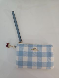 (Category: ) located in . Submitted by purinthriftshop (Listing ID 1470364396, Image 1). Description: .