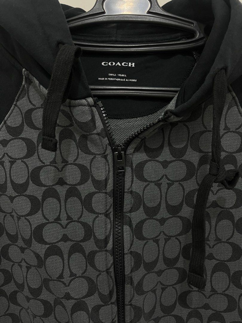 Coach Hoodie (Category: Hoodies) located in Manila. Submitted by hello_juicyyyy (Listing ID 1470421849, Image 2). Description: Size Small.
