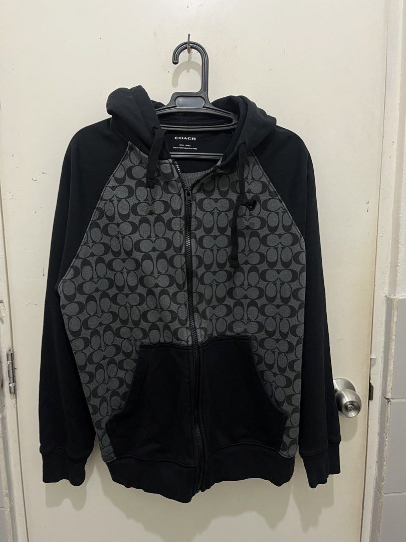 Coach Hoodie (Category: Hoodies) located in Manila. Submitted by hello_juicyyyy (Listing ID 1470421849, Image 1). Description: Size Small.