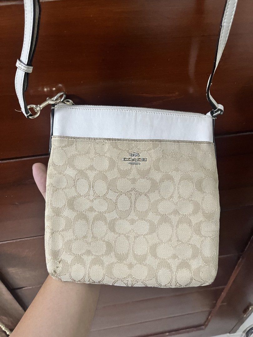 Coach monogram canvas sling bag (Category: Sling Bags) located in Manila. Submitted by all.love.thrift.shop.v2 (Listing ID 1470486638, Image 3). Description: For sale Coach sling bag Minimal signs of usage ₱399 + sf As is, No return No exchange No refund Color may vary due to lighting All items are cleaned before shipping Payment first via gcash/maya/gotyme/maribank bank transfer 💰 Ship via LBC/J&T/Lalamove 🚛 📍 Cainta, Rizal ❤️ .
