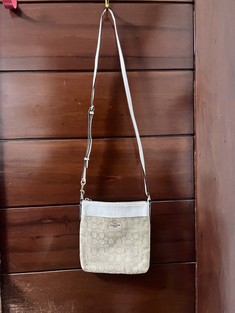 Coach monogram canvas sling bag (Category: Sling Bags) located in Manila. Submitted by all.love.thrift.shop.v2 (Listing ID 1470486638, Image 2). Description: For sale Coach sling bag Minimal signs of usage ₱399 + sf As is, No return No exchange No refund Color may vary due to lighting All items are cleaned before shipping Payment first via gcash/maya/gotyme/maribank bank transfer 💰 Ship via LBC/J&T/Lalamove 🚛 📍 Cainta, Rizal ❤️ .