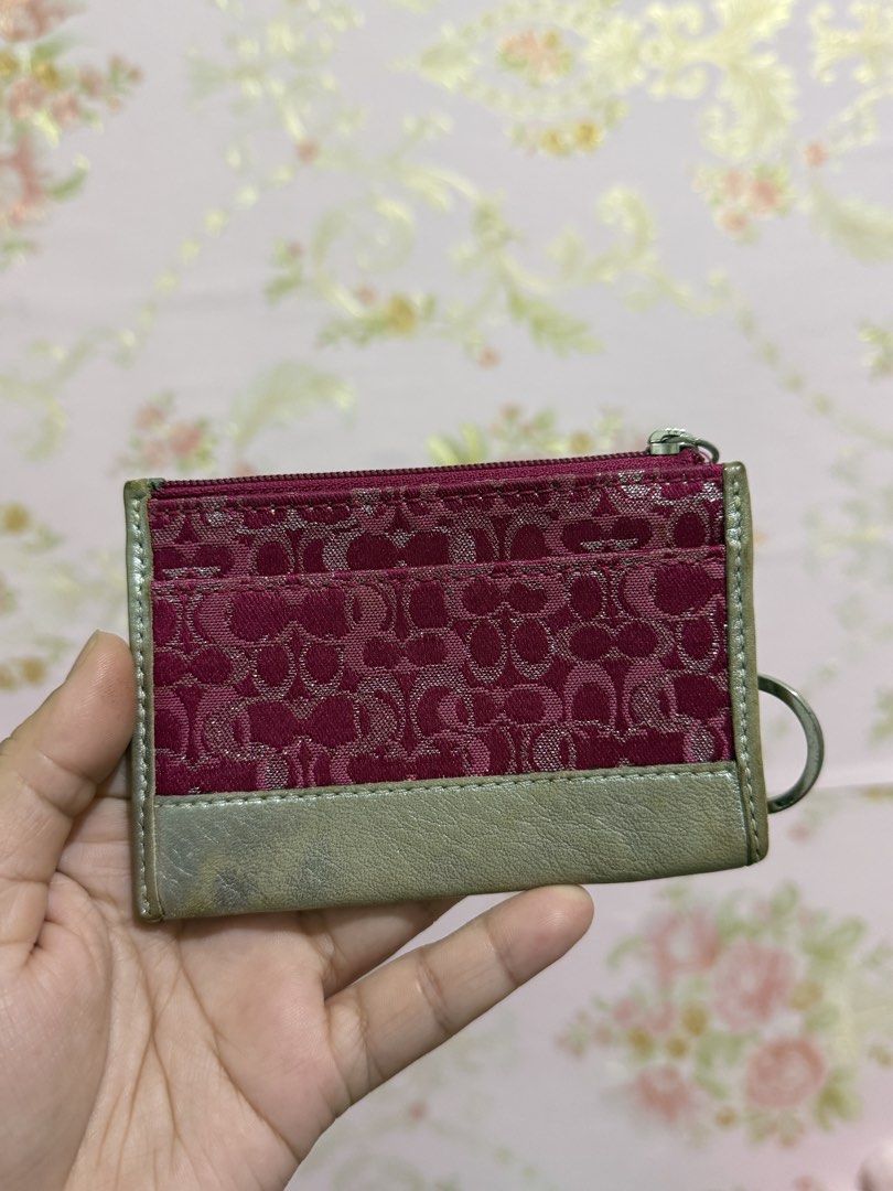 Coach Pink Coin Card Holder (Category: Purses & Pouches) located in Caloocan City. Submitted by cami.rae (Listing ID 1470556696, Image 3). Description: ₱2k LP AUTODECLINE SA BARAT Loc: pasig/QC.