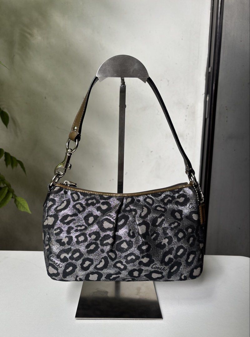 Coach Silver Leopard Kili Bag (Category: Shoulder Bags) located in Caloocan City. Submitted by kayeannvo1024 (Listing ID 1470365790, Image 1). Description: Like New! Rare find!.