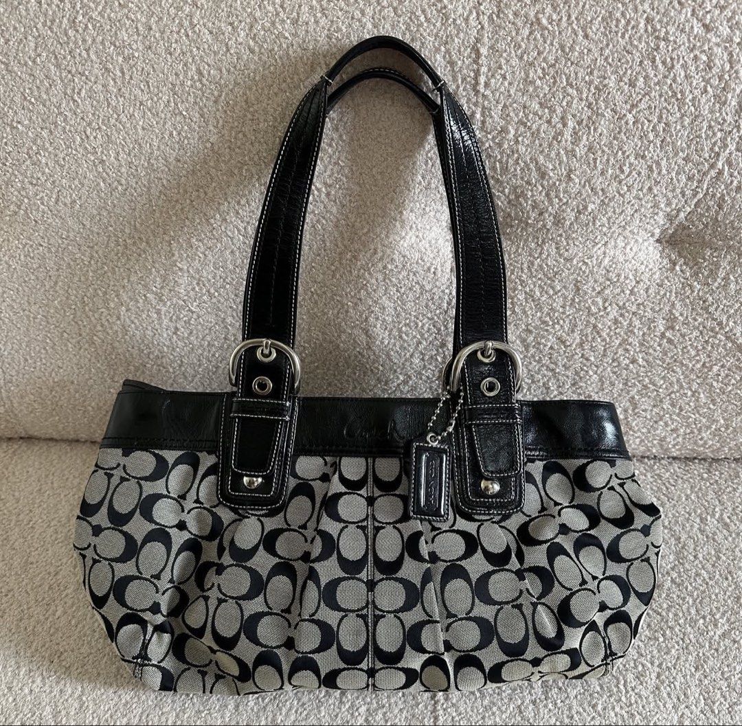 Coach Soho Pleated Tote Bag (Category: Shoulder Bags) located in Manila. Submitted by xiaolongbaeee (Listing ID 1470460706, Image 1). Description: RANK A - guaranteed authentic - no visible flaws - minimal signs of use - no stains - ykk zipper - bought from vintagepurse.finds on ig for 6.5k Price is still nego for sure buyer RFS: doesn’t even use it/need funds .