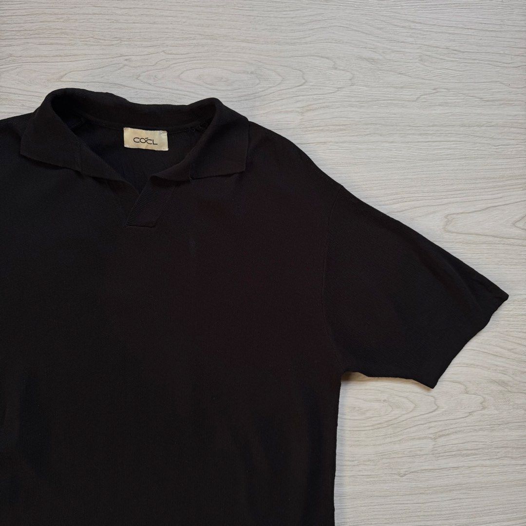 Cocl Slit Colar Knit Shirt (Category: Tshirts & Polo Shirts ) located in Zamboanga. Submitted by rustic.rev (Listing ID 1470504397, Image 2). Description: COCL Slit Collar Knit Shirt In excellent condition Tagged: S Actual Measurements: Pit to pit: 20.5” Length: 27.5” Shoulders: 20” Sleeves length: .