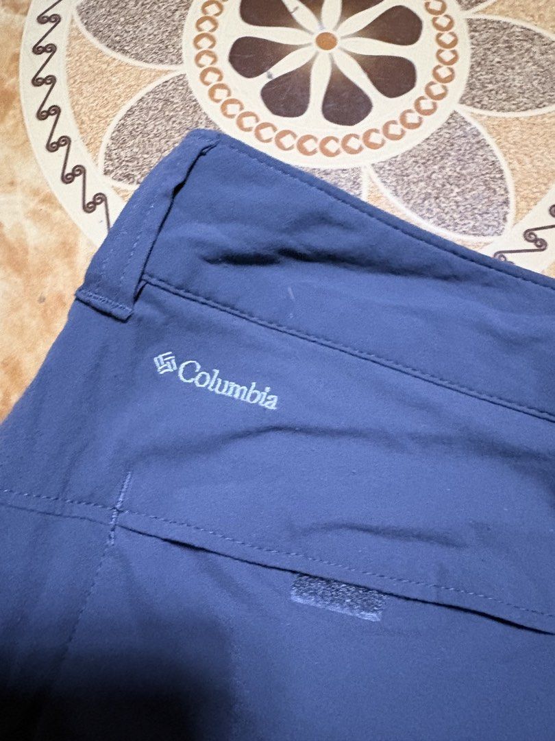 Columbia (Category: Activewear) located in La Trinidad. Submitted by legit.ukayspot (Listing ID 1470458123, Image 3). Description: COLUMBIA W - 36 - 40 L - 40 no issues like new gandaaa disss.