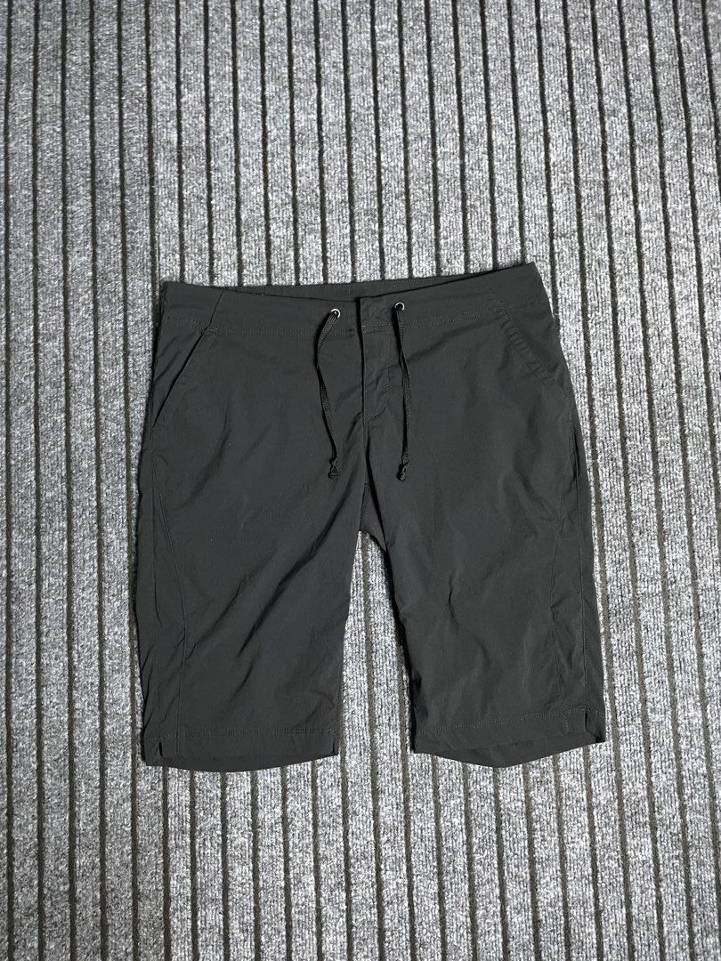 Columbia - Leslie Falls Walking Shorts (Category: Activewear) located in Puerto Princesa. Submitted by palawan.swagdealer (Listing ID 1470379188, Image 2). Description: All details are provided Kindly check each photo Item has no major flaws In excellent condition.