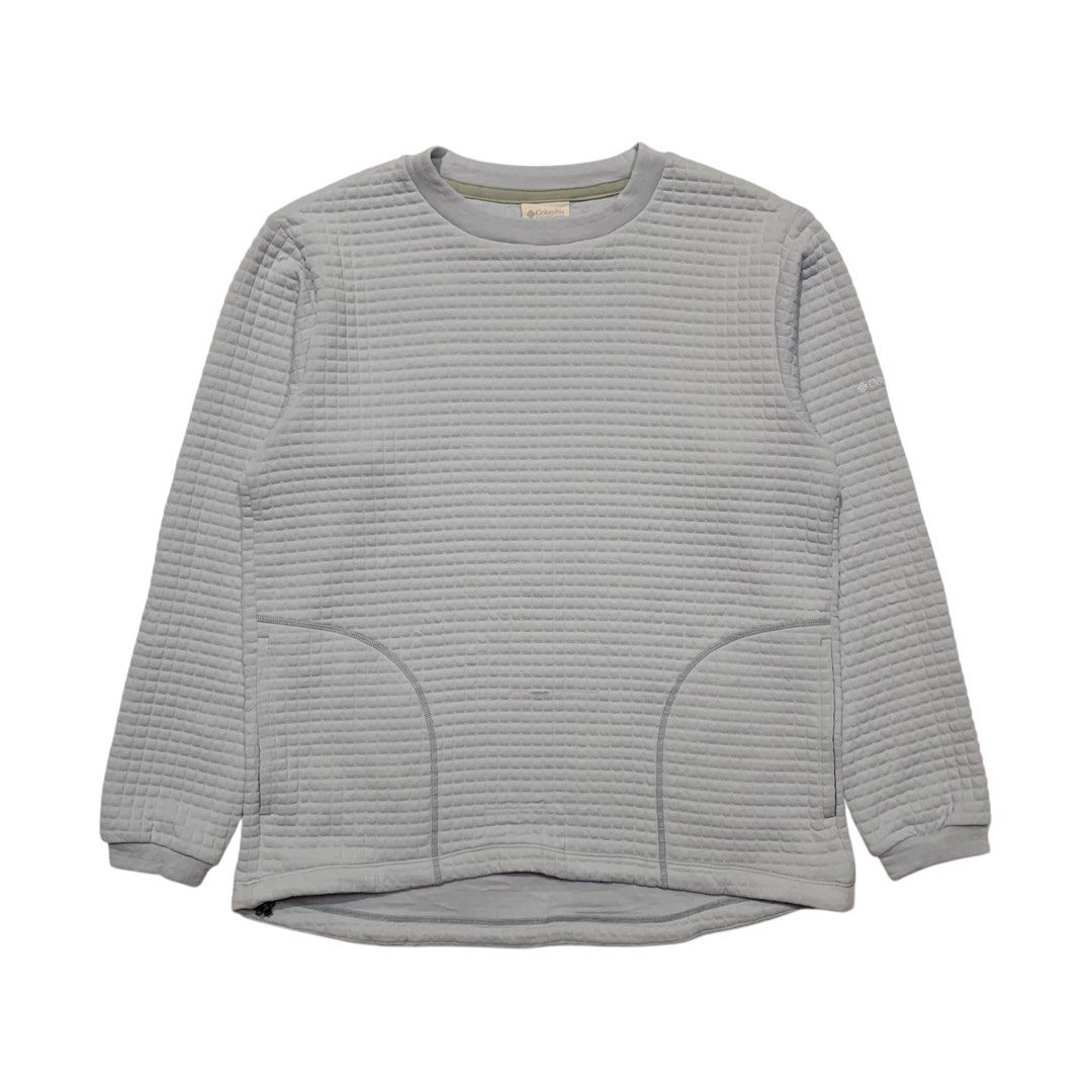 Columbia Waffle Thermal Sweater (Category: Coats, Jackets and Outerwear) located in Baguio. Submitted by thesecretshop_ph (Listing ID 1470381612, Image 1). Description: Size: Large Lenght: 24” Width: 20” Issue: Minor Slit .