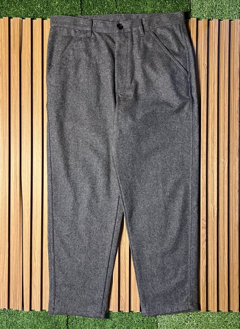 COMME DE GARCONS SHIRT BOYS - WOOL & NYLON BLEND FLATFRONT TROUSER (Category: Trousers) located in Bacolod City. Submitted by timelessbyjosh (Listing ID 1470530617, Image 1). Description: BEST FOR CASUAL & FORMAL OUTFITS SIZE : MEDIUM ACTUAL COLOR : GREY COLOR RATE : 10 OUT OF 10 CONDITION : NEAR NEW MATERIAL : 90 % WOOL & 10 % NYLON MADE IN : FRANCE FLAWS : NONE DIMENSIONS WAIST - 34 LENGTH - 38 THIGH - 13 LEG OPENING - 7 MEASUREMENT TAKEN WHILE
