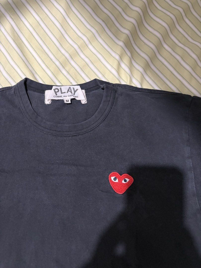 Comme des Garcons Play Red Heart Tshirt (Category: Shirts) located in Cebu City. Submitted by chipsmom (Listing ID 1470543811, Image 2). Description: in used condition.