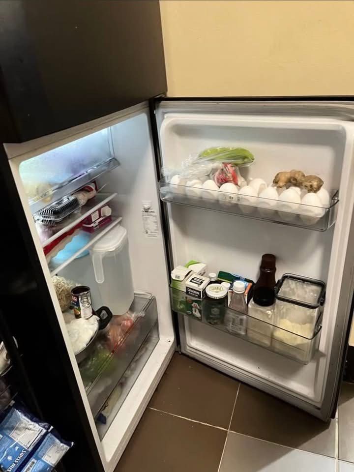 Condura Refrigerator Two Door Inverter (Category: Refrigerators and Freezers) located in Pasig City. Submitted by yanyanreads (Listing ID 1470361964, Image 2). Description: For sale: Condura No Frost Inverter Ref 8.0cu.ft for 5k only! Model: Condura CNF-217I. Original price: 19,000 Bought in April 2024 - kasama pa warranty card and manual ‼️ 100% malamig, no history of repair and matipid sa kuryente‼️ Honest issue: Rubber gasket need palitan (see