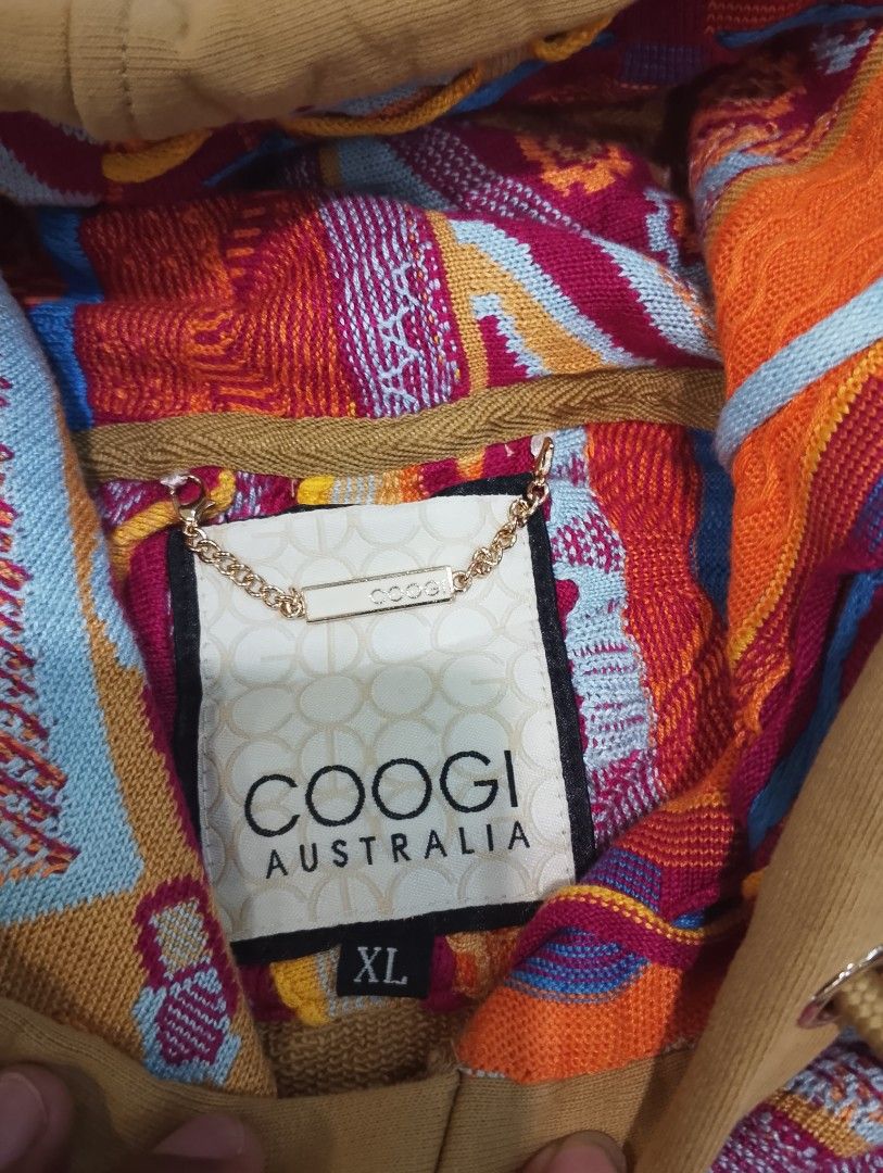 COOGI Sweater Pieced Hoody (Category: Coats, Jackets and Outerwear) located in Tacloban City. Submitted by sololooters (Listing ID 1470390947, Image 3). Description: 📩📩📩.