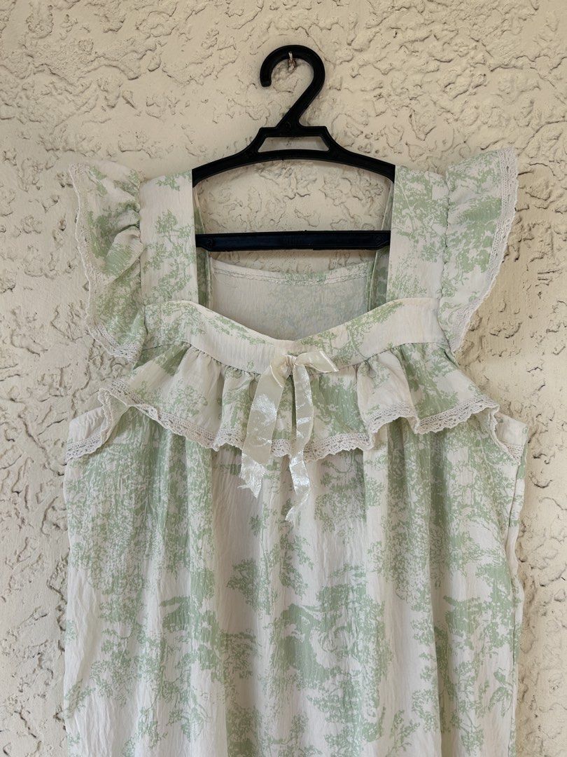 Coquette Sage Dress (Category: Dresses) located in Batangas. Submitted by morcigues (Listing ID 1470354484, Image 2). Description: xs to s.
