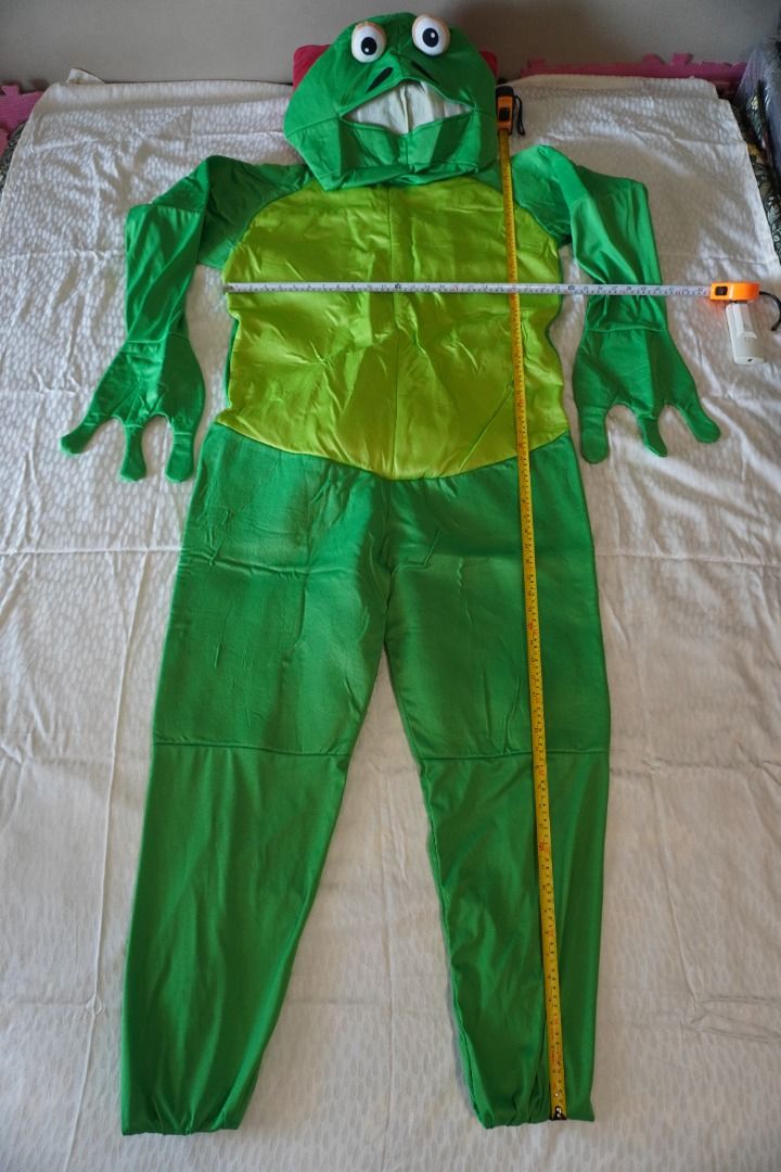 COSTUME - Frog (Category: Babies & Kids Fashion) located in Muntinlupa City. Submitted by saveearth.buy2ndhand (Listing ID 1470521216, Image 1). Description: Original price: Php 2500 Selling price: Php 300 For: Boy, Girl, Unisex Age: 8-12 years old Condition: 9/10 Flaws: None. ONLY AVAILABLE HERE ON CAROUSELL. NO COD. NO RESERVATIONS. All pictures posted. Flaws stated. Rechecked before ship-out. Modes of payment: BPI QR Code and GCash (Nothing el