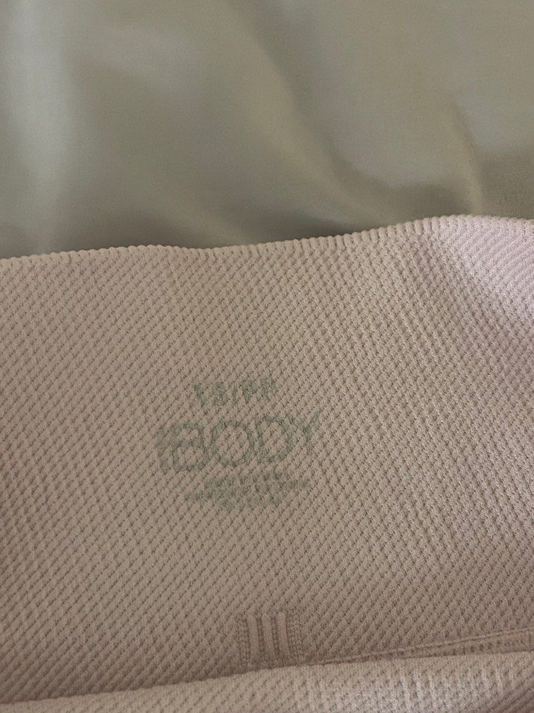 Cotton On Body Gym shorts (Category: Shorts) located in Manila. Submitted by helpherdeclutter (Listing ID 1470403147, Image 3). Description: bought in singapore for P1400+.