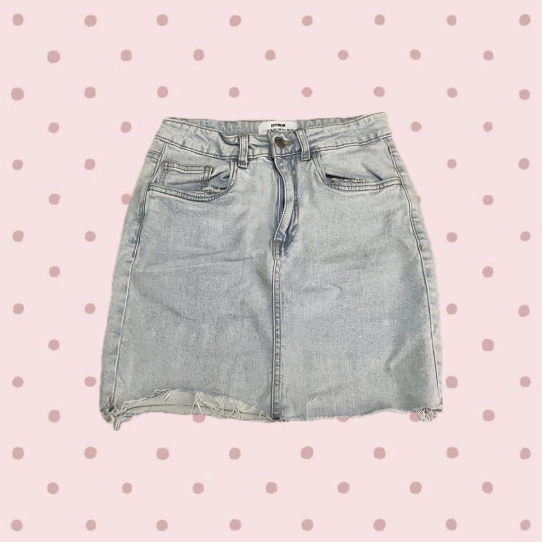 COTTON ON Light Denim Skirt (Category: Skirts) located in Bacoor. Submitted by s4dee (Listing ID 1470544495, Image 1). Description: size: small (24-26) - orig - no flaws.