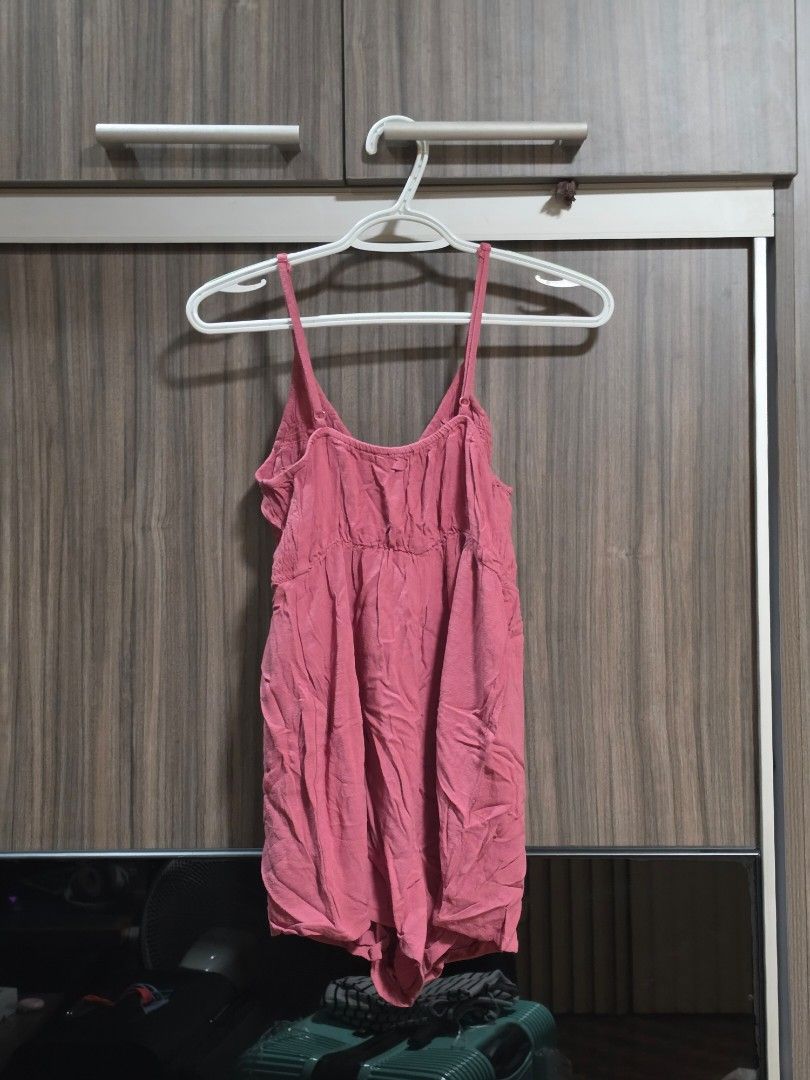 Cotton On Old Rose Red Spaghetti Strap Rompers (Category: Rompers) located in Quezon City. Submitted by snowflakes.specials (Listing ID 1470482850, Image 3). Description: Size XS Used a few times only.
