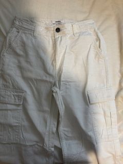 （分類：）位於 。 由 patchofgrass 提交（商品編號 1470419272，圖片 1）。簡介： 。