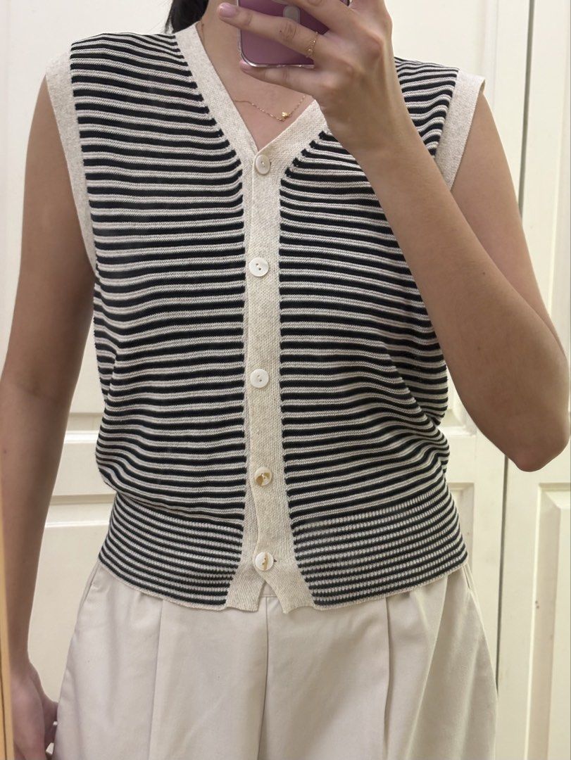 cream stripes knitted vest top (Category: Sleeveless) located in Balanga. Submitted by shopflora (Listing ID 1470532346, Image 1). Description: size: s to m.