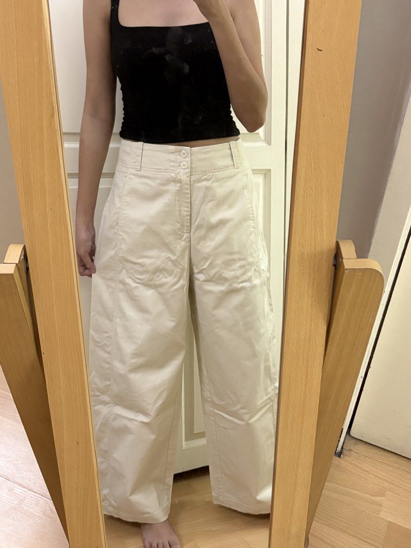 cream wideleg denim pants (Category: Jeans) located in Balanga. Submitted by shopflora (Listing ID 1470529743, Image 1). Description: waist: 30 length: 40 high quality fabric! lukot lang 😅.