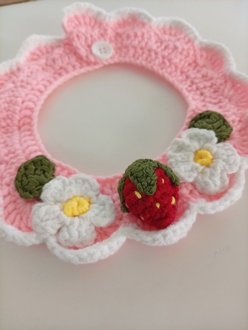 Crochet Pet Collar 🐶😻🍓🌸 (Category: Homes & Other Pet Accessories) located in Taguig. Submitted by arcattect (Listing ID 1470465372, Image 3). Description: to check legitimacy- @ar.cat.tect on ig Handmade by me ✨ + details are sewn in, not glued (prevents details from detaching over time) + button/lace tie option ‼️Price stated is only the starting price . ‼️ Price will vary depending on the neck size of the pet ‼️ Small size pets (cats, small