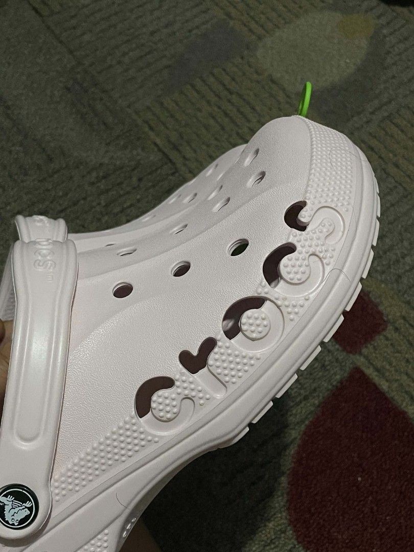 Crocs Baya Clog (Category: Slippers & Slides) located in Makati City. Submitted by jffsly (Listing ID 1470386962, Image 1). Description: Orig Crocs Baya Clog in Barely Pink 📍Makati City 💲 2,199 only (❌️ SRP 3,495) Brand New/ Unused ⚠️ Meetup only around Metro Manila ⚠️ 💯 Money back if proven fake 💯.