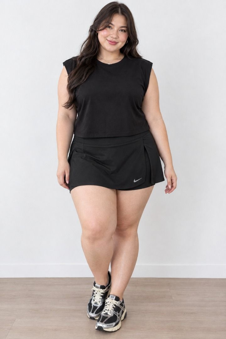 Cropped sleeveless sando tank top (Category: Activewear) located in Manila. Submitted by babeboxtheory (Listing ID 1470511884, Image 1). Description: .