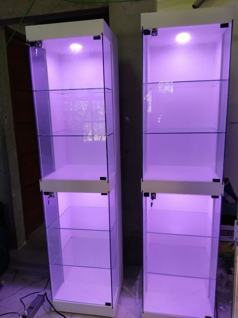 CURIO GLASS CABINET DISPLAY WITH PIN LIGHT (Category: Shelves, Cabinets & Racks) located in Mabalacat. Submitted by joemamangun01 (Listing ID 1470464078, Image 1). Description: .