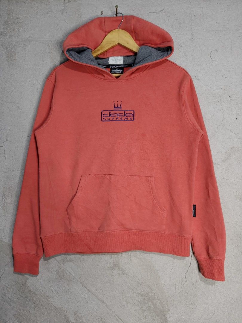 DADA SUPREME (Category: Coats, Jackets and Outerwear) located in Butuan. Submitted by miltonpulido (Listing ID 1470456338, Image 1). Description: Dimes: 21.5/25 Medium.