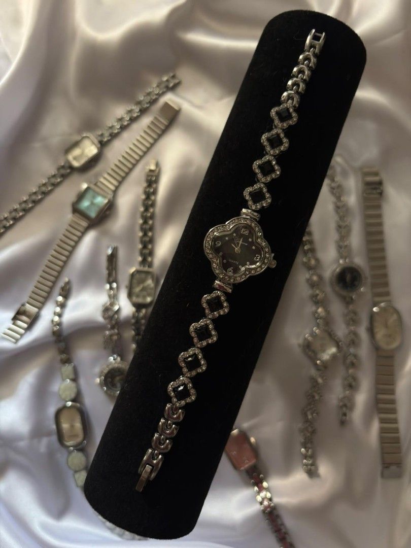 Dainty Watches (Category: Women's Watches) located in Manila. Submitted by george_yna (Listing ID 1470513375, Image 1). Description: 📍Sampaloc, Manila.