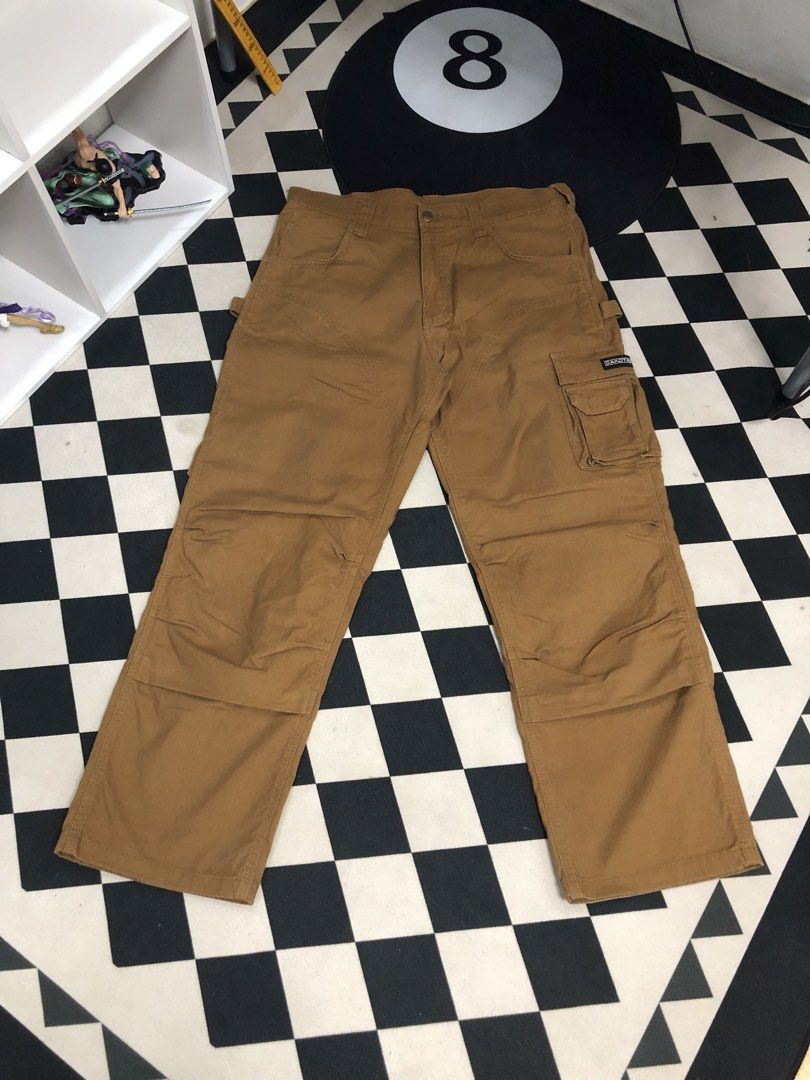 Dakota Brown Cargo Work Pants Dimes: 36X28.5 (Category: Jeans) located in Manila. Submitted by ejaay_2012 (Listing ID 1470526907, Image 2). Description: - Brand: Dakota - Color: Brown - Size: 36W x 30L - Style: 19E619 - Material: Heavy canvas - Features: Multiple utility pockets and reinforced knee panels - Closure: Branded metal button - Details: Brand logo patch on side pocket - Condition: Great quality workwear.