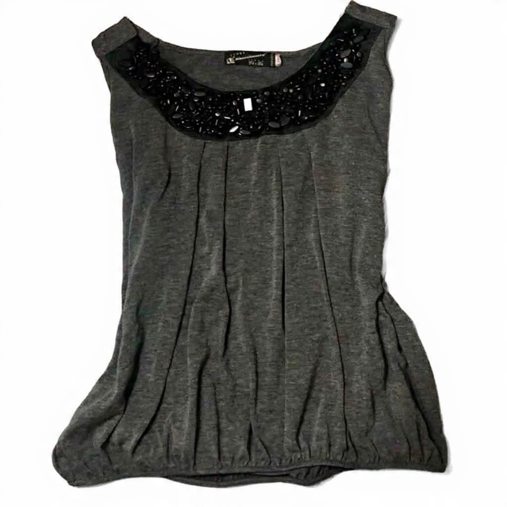 y2k bebot dark grey sleeveless tip with beaded neckline (Category: Sleeveless) located in Makati City. Submitted by bowzone (Listing ID 1470545296, Image 1). Description: 🎀 fits s - m ( M on tag ) ^^ .