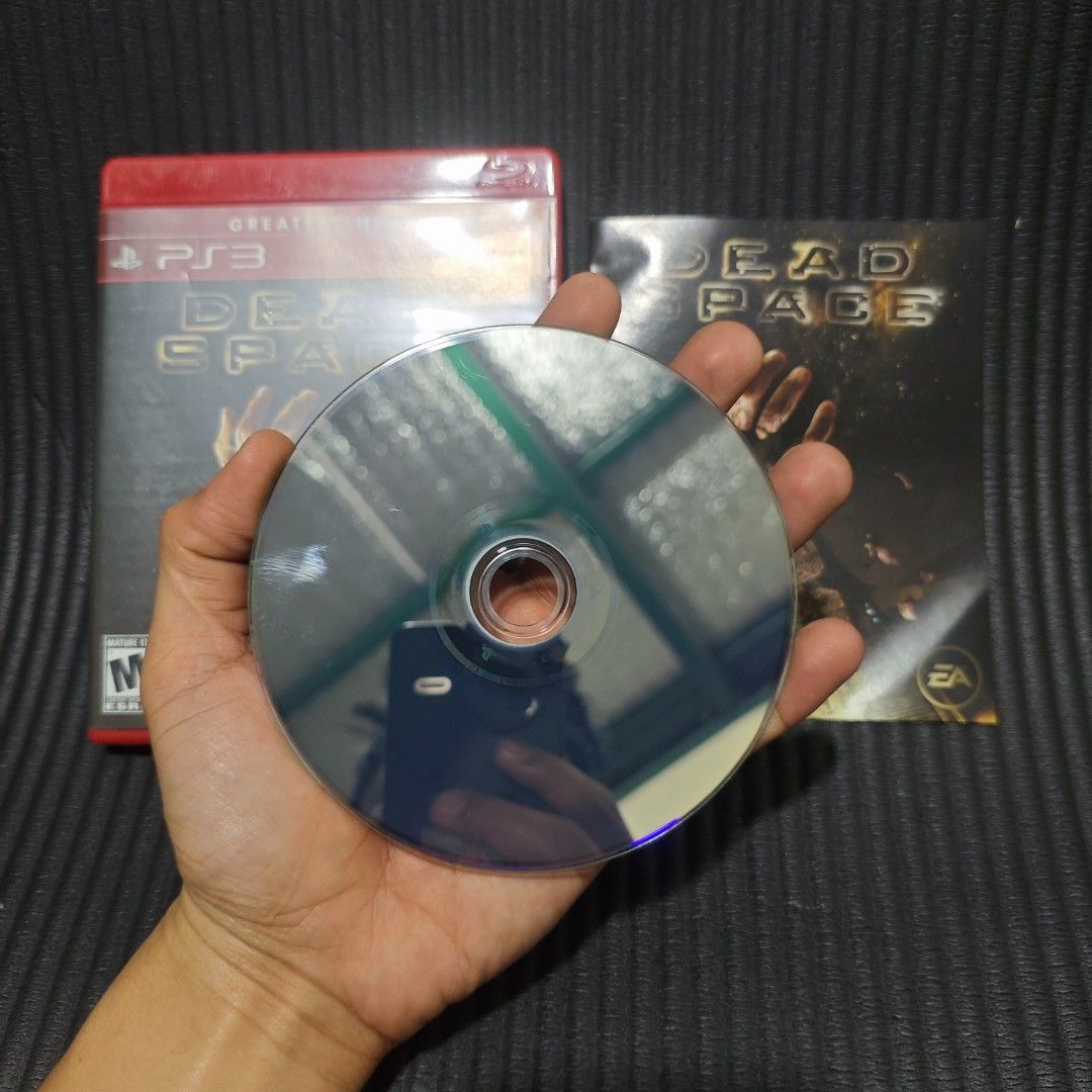 Dead Space PS3 Game R1 Cib (Category: PlayStation) located in Quezon City. Submitted by shopme_gadget30 (Listing ID 1470516190, Image 2). Description: kindly read the details first for sale fixed price mint condition tested and working with Case and disc game (no scratches) with Manual compatible to ps3 console R1 Region qc area meet up: sm north shipping fee must shoulder by the buyer via lalamove or grab payment: bdo/gcash happy gaming everyone