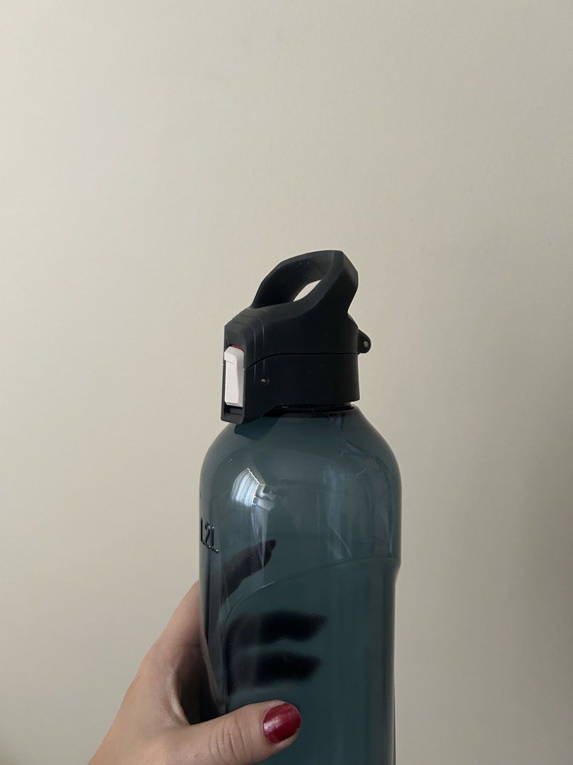 Decathlon water flask with swig rig (Category: Hiking & Camping) located in Baguio. Submitted by prelovedbygemy (Listing ID 1470381111, Image 3). Description: 1.2L flask with drink tube Keywords: Water bag bladder, water bottle tube drink hose, hydration kit, water adapter.