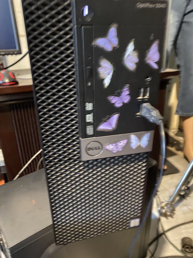 Dell OptiPlex 5040 Desktop PC Intel i5-6500 cpu only (Category: Desktops) located in Marikina City. Submitted by jtv17 (Listing ID 1470425122, Image 1). Description: Dell OptiPlex desktop tower decorated with cute butterfly stickers on the front. Runs on an Intel Core i5-6500 processor at 3.20GHz. Equipped with 8GB DDR3 RAM running at 1600MHz. Includes a 500GB Western Digital hard drive (WDC WD5000AAKX). Standard tower layout with optical drive b