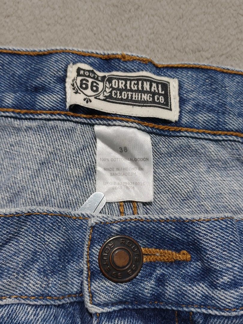 DENIM ROUTE 66 CARPENTER JORTS (Category: Shorts) located in Butuan. Submitted by miltonpulido (Listing ID 1470459802, Image 3). Description: Route 66 jorts Dimes: 38/21/12 no issue need wash only.