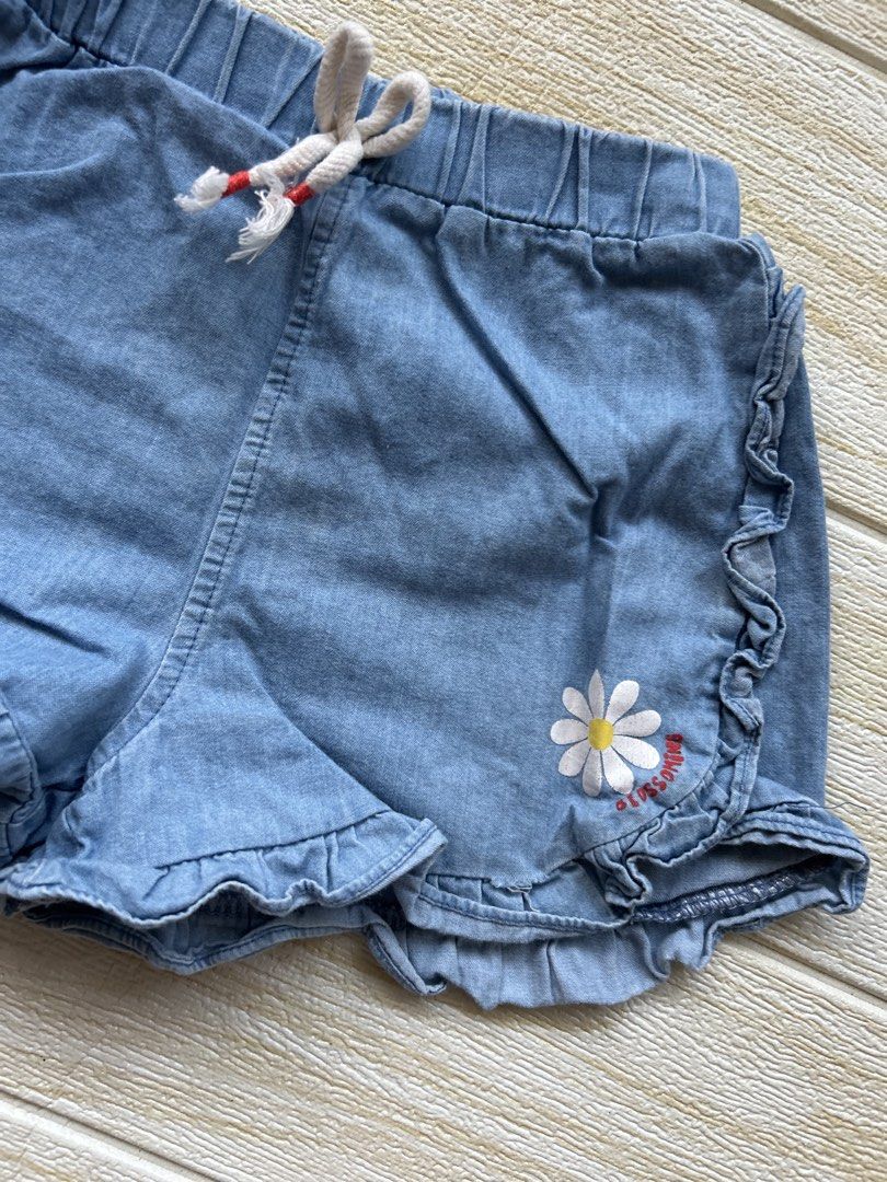 Denim ruffle shorts 3T (Category: Baby Monitors) located in Cebu City. Submitted by yjainani (Listing ID 1470438529, Image 2). Description: .