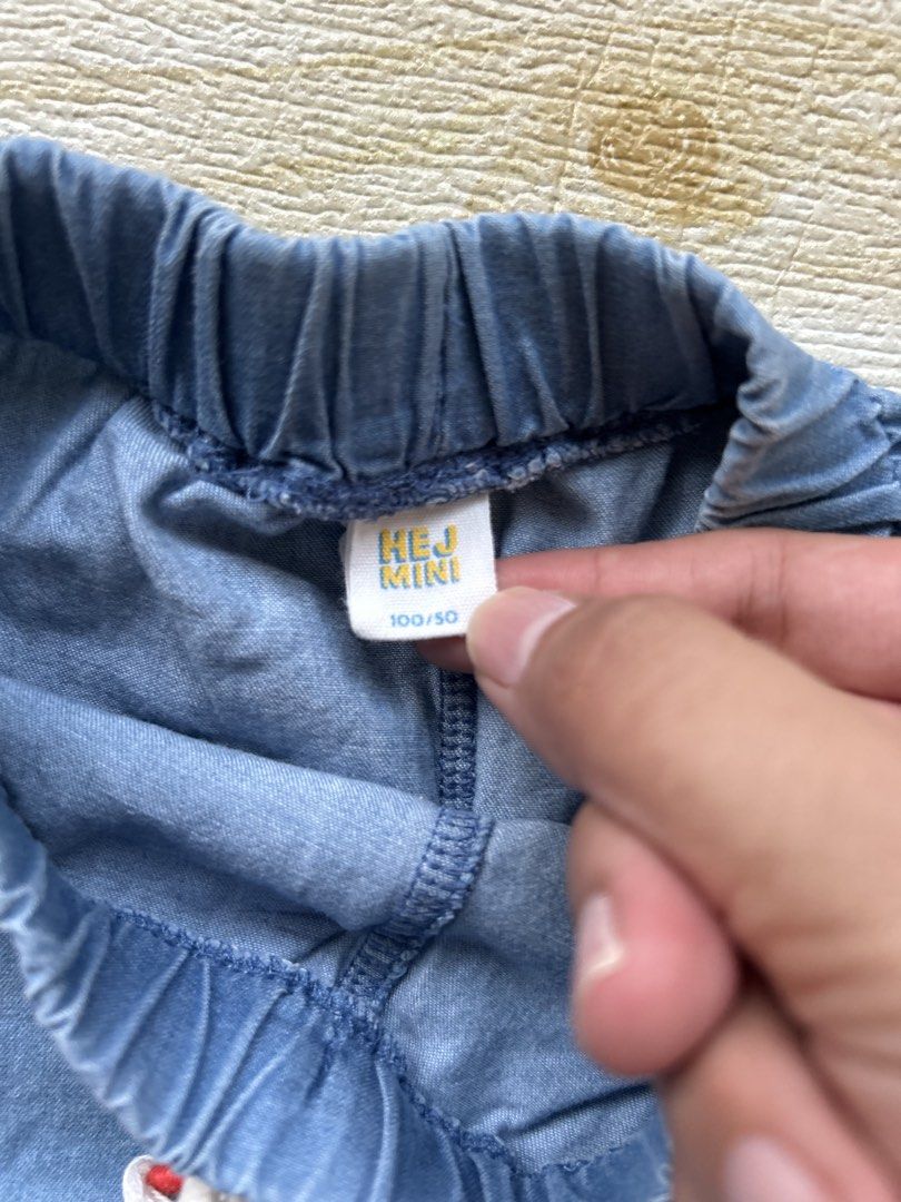 Denim ruffle shorts 3T (Category: Baby Monitors) located in Cebu City. Submitted by yjainani (Listing ID 1470438529, Image 3). Description: .